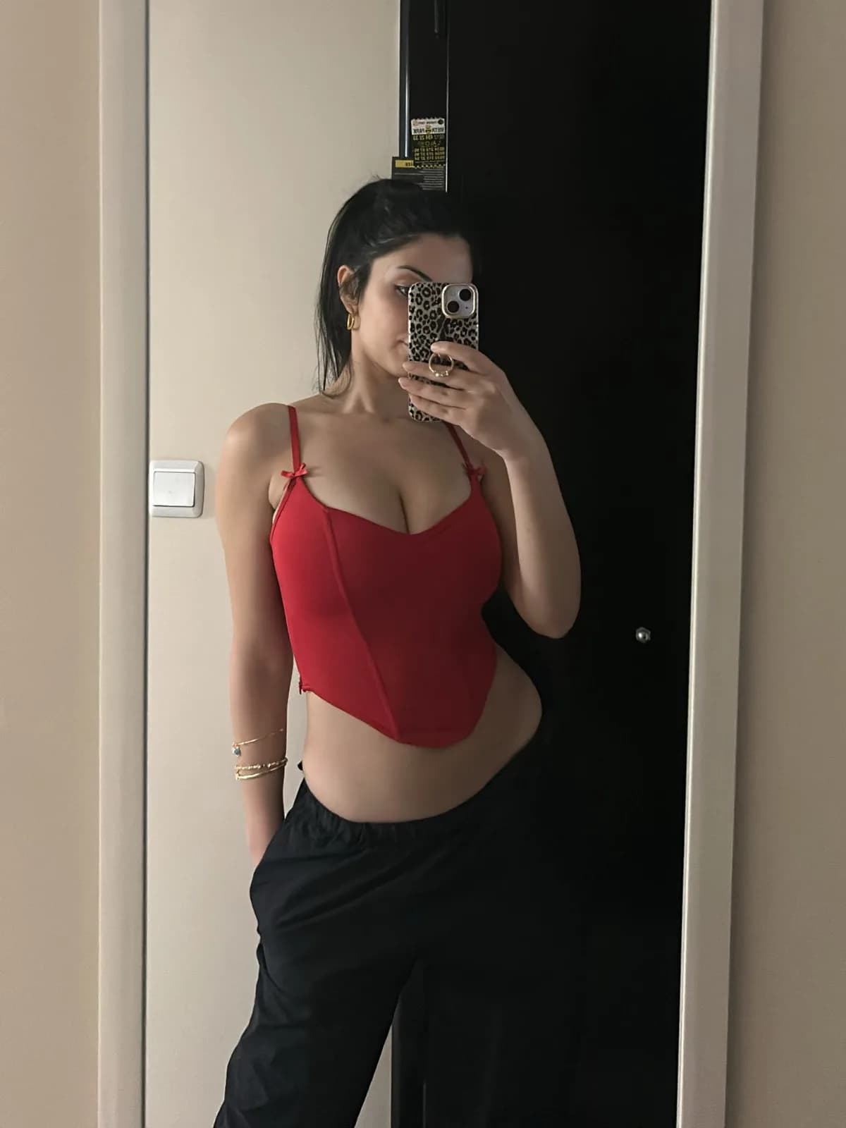 Meltem · 29 yaş · Üsküdar bireysel masöz · Azeri masöz · profil fotoğrafı