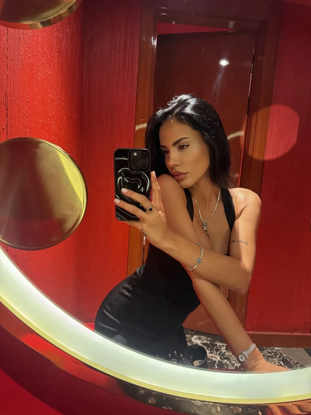 Ilayda · 26 yaş · Velibaba bireysel masöz · Turk masöz · profil fotoğrafı