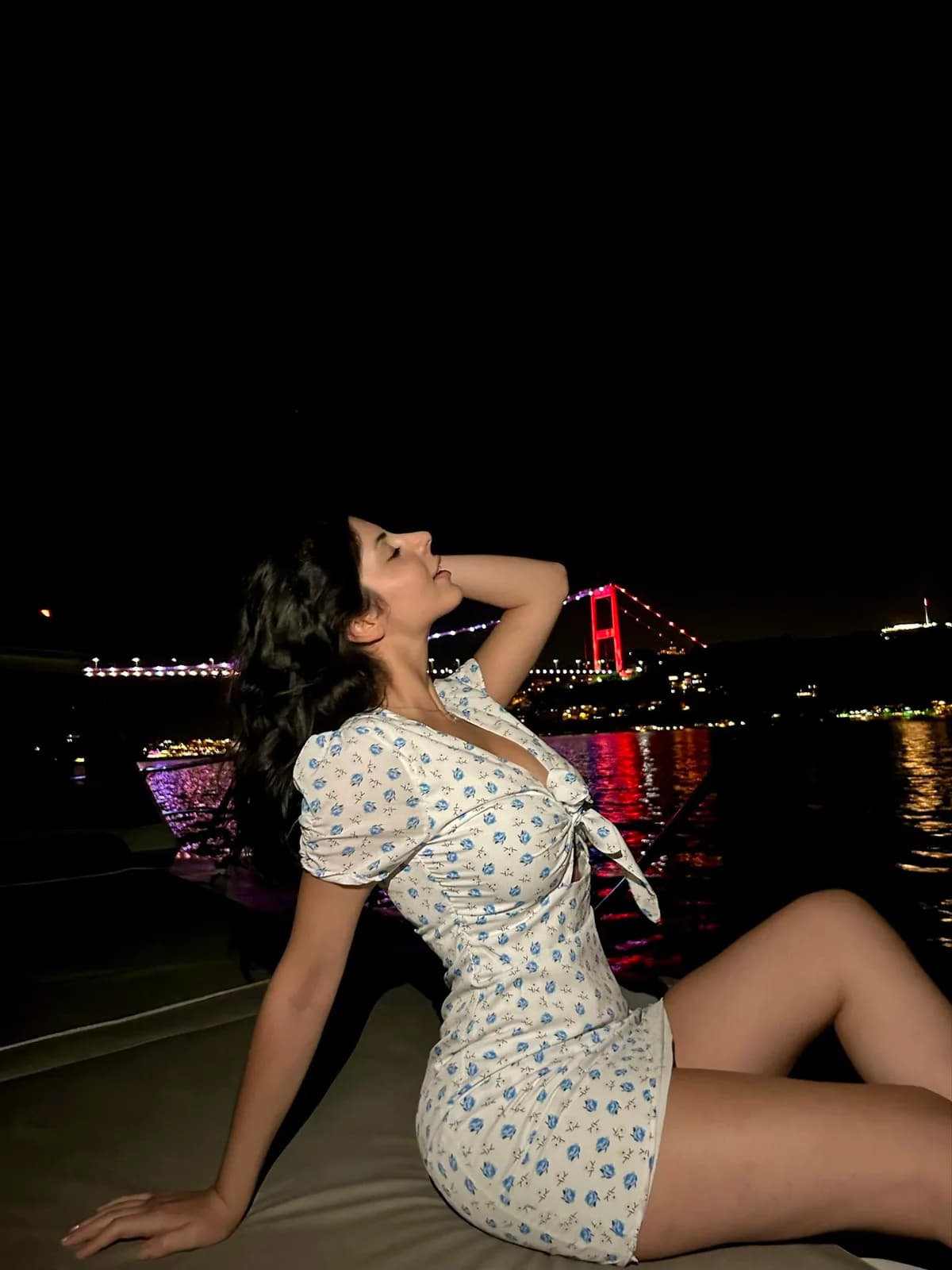 Özge · 20 yaş · Florya bireysel masöz · Türk masöz · profil fotoğrafı
